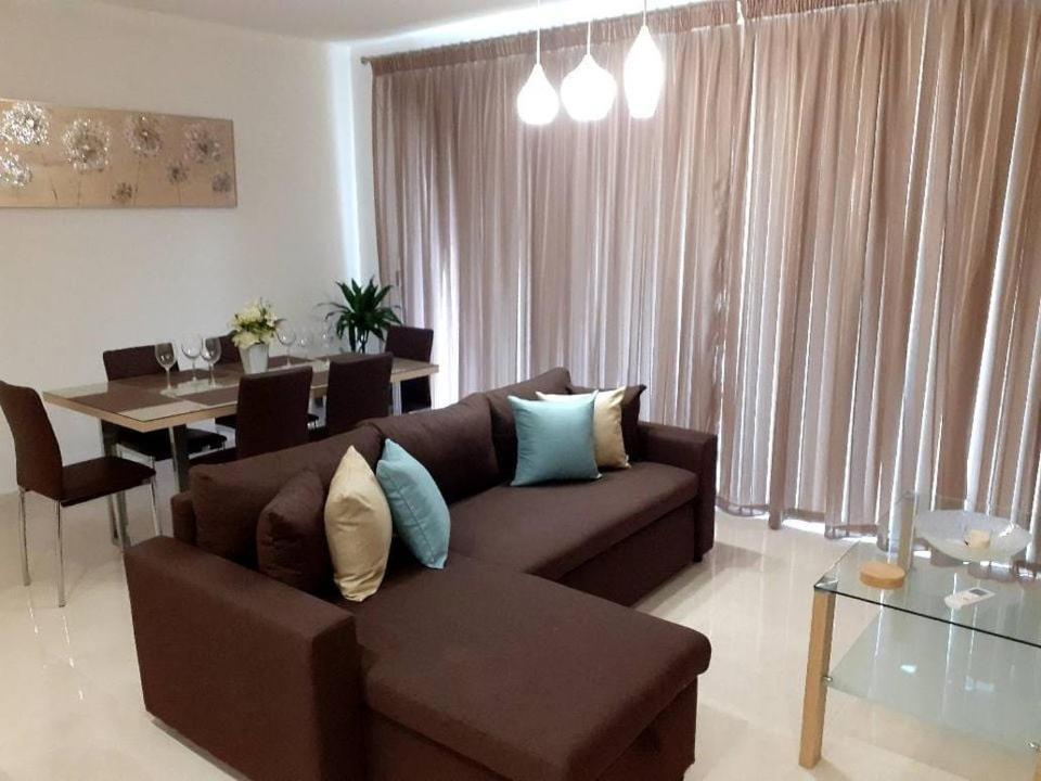 Beautiful, Sea View 2 Bedrooms Apartment, Marsalforn, Gozo מראה חיצוני תמונה